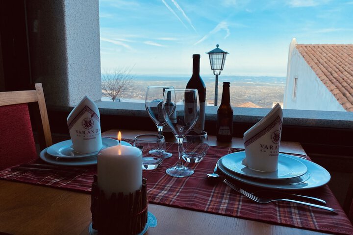 Dining 40 of 62