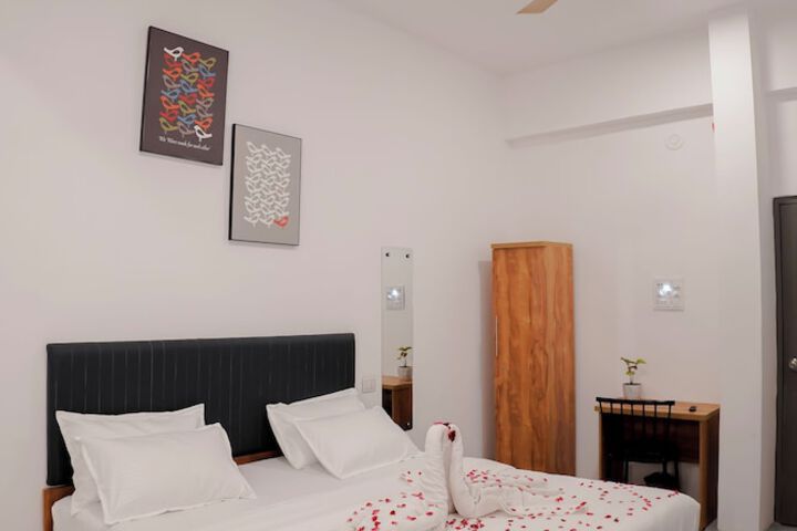 Room 15 of 29