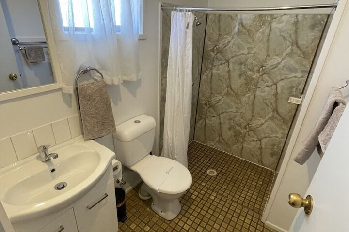 Room 17 of 21