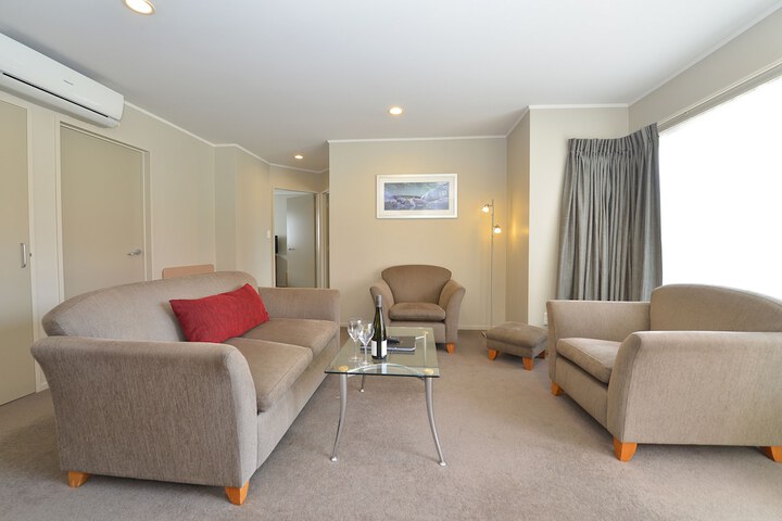 Room 8 of 35