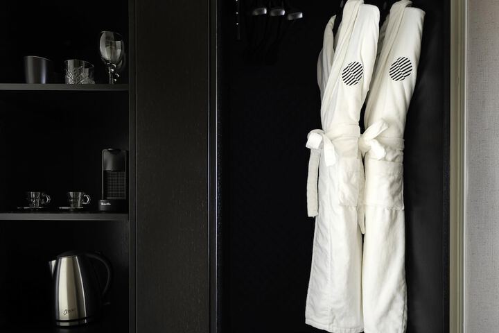 Room 28 of 113