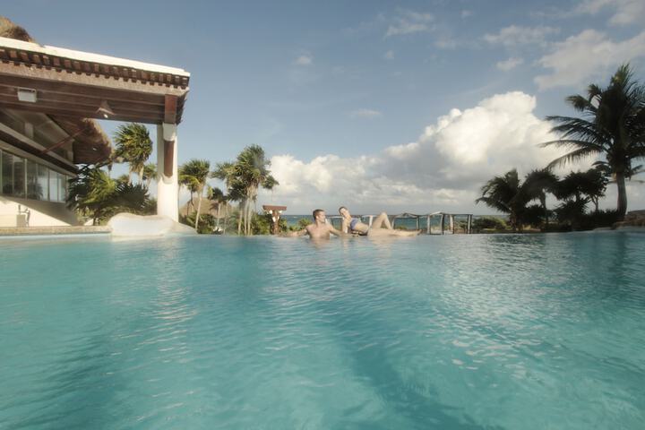 Pool 25 of 79