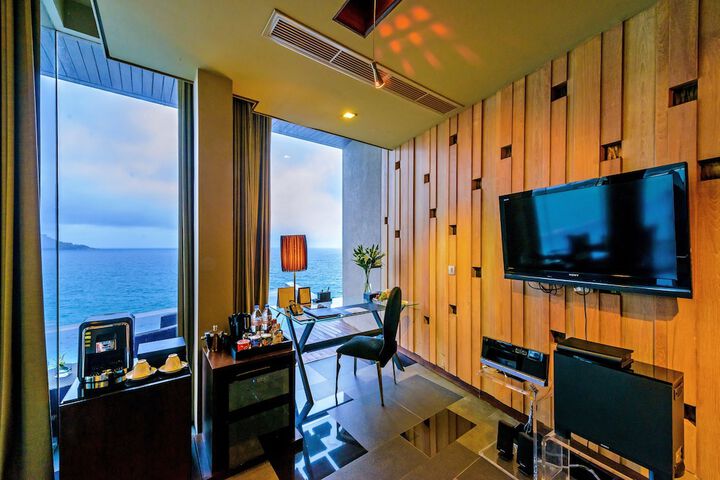 Room 48 of 98
