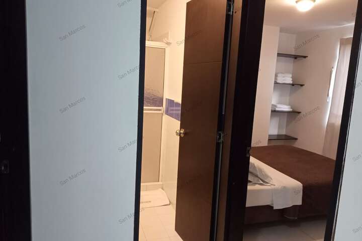 Room 27 of 70