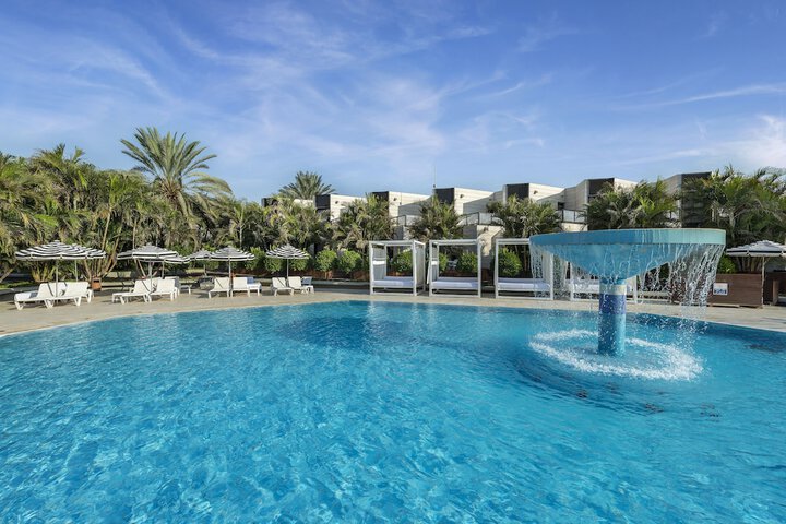Pool 46 of 64