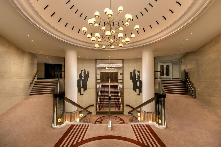 Guest Lobby