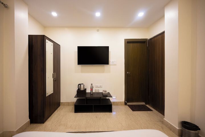 Room 44 of 118