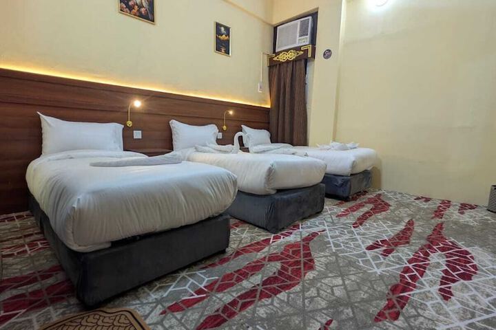 Room 3 of 6