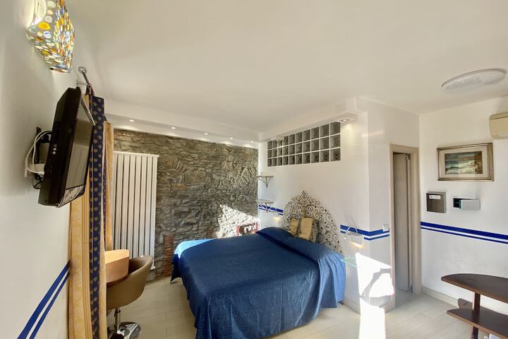 Room 37 of 190