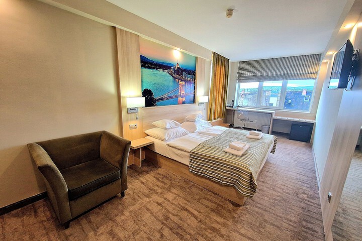 Room 40 of 139