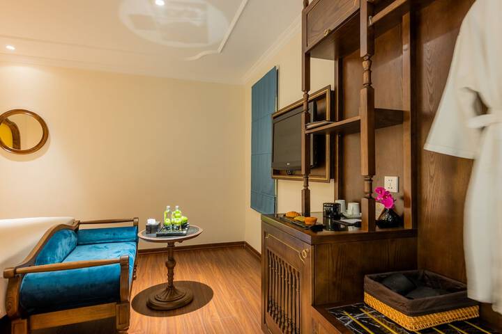 Room 18 of 85