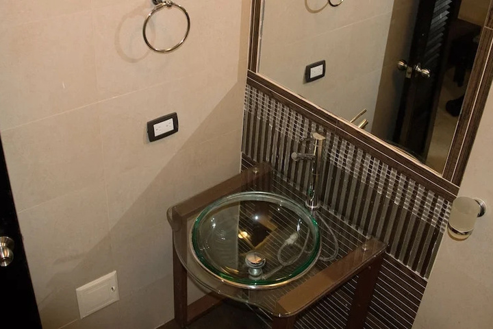hotel_rooms