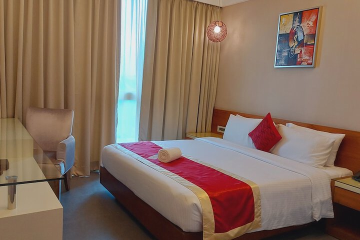 Room 9 of 43