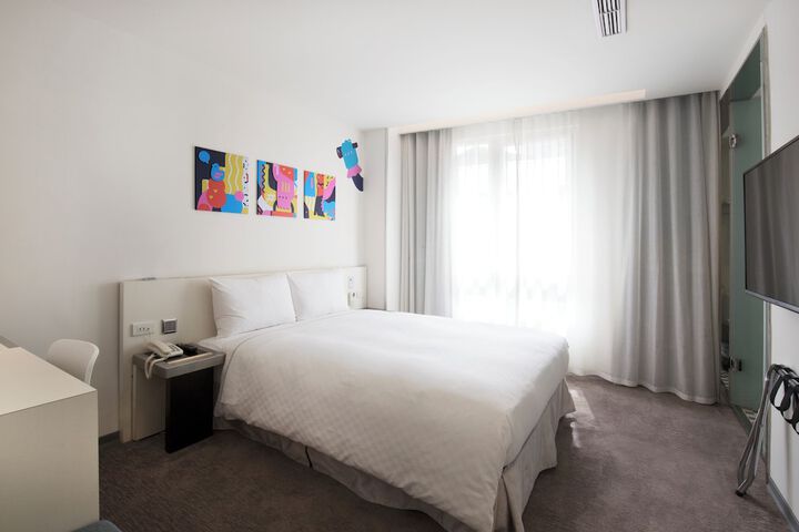 Room 30 of 51