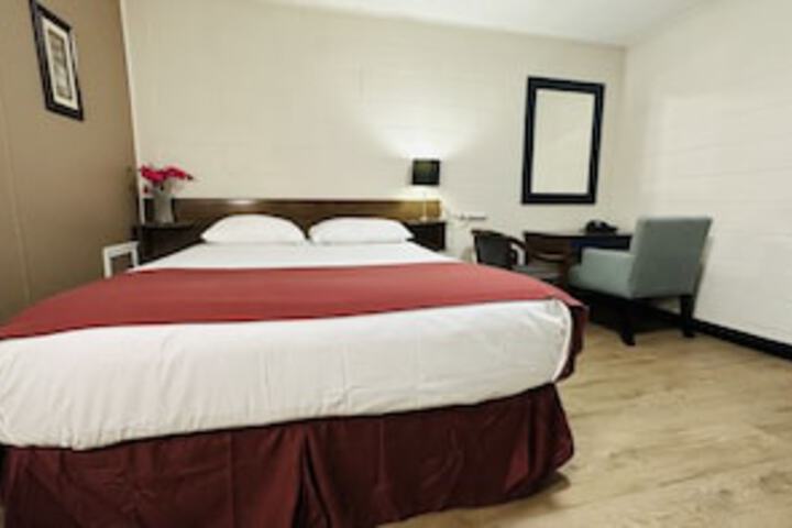 Room 52 of 132
