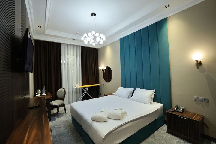 Room 7 of 31
