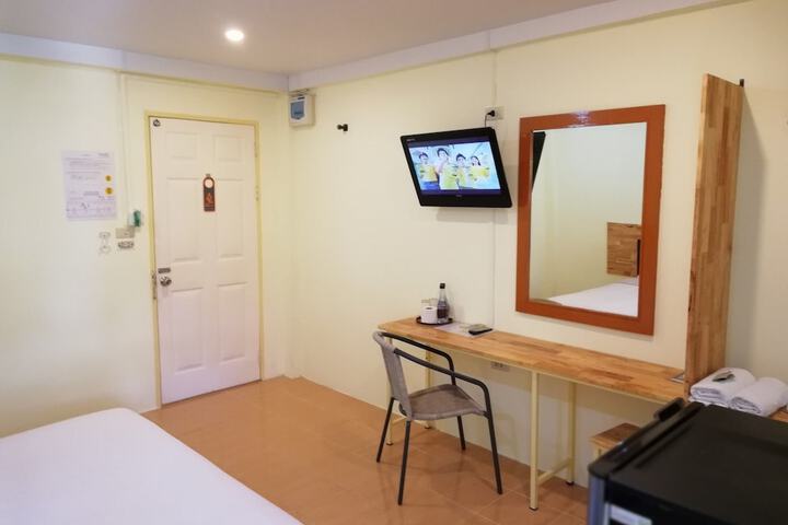 Room 15 of 39