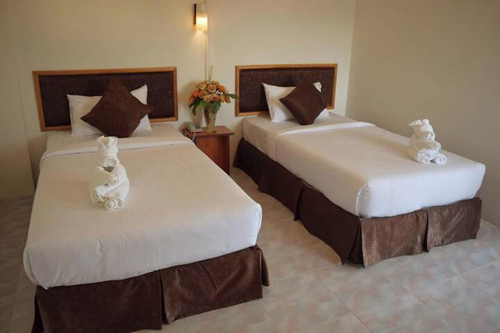 Room 14 of 24