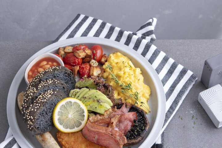 Breakfast meal
