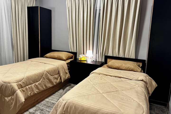 Room 19 of 32