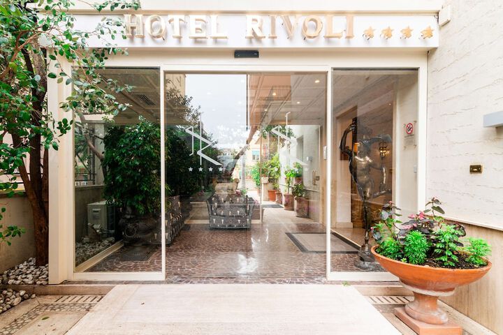 Hotel 61 of 64