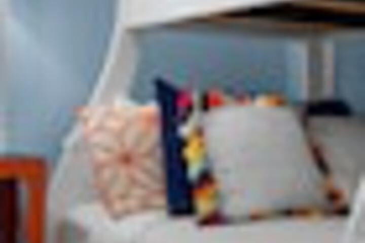 Room 29 of 162