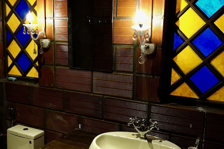 Room 30 of 61