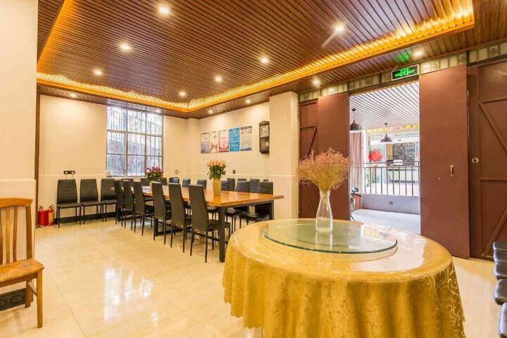 LUOMIWESTBANKRESORTHOTEL