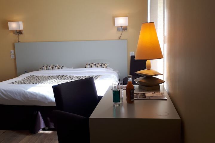 Room 13 of 47