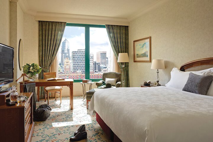 Room 4 of 44