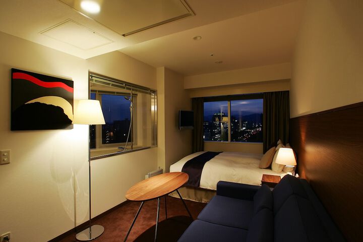 Room 17 of 123