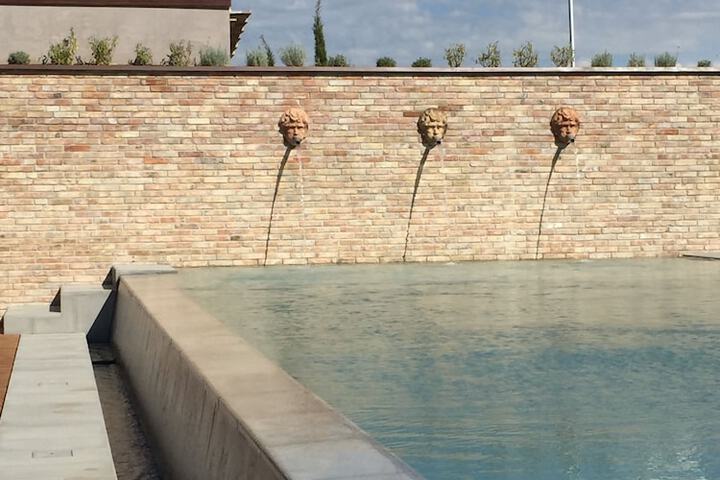 Pool 20 of 42