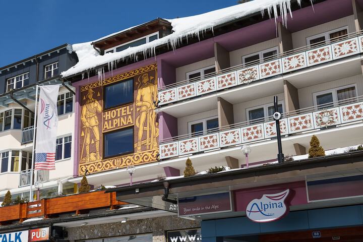 Hotel Alpina
