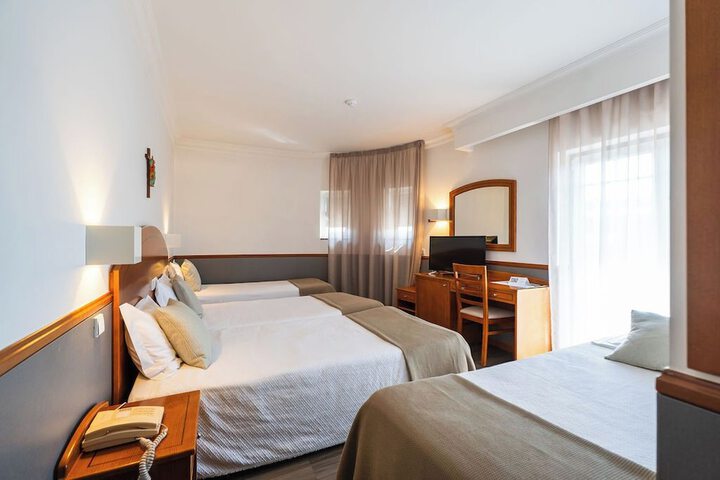 Room 15 of 61