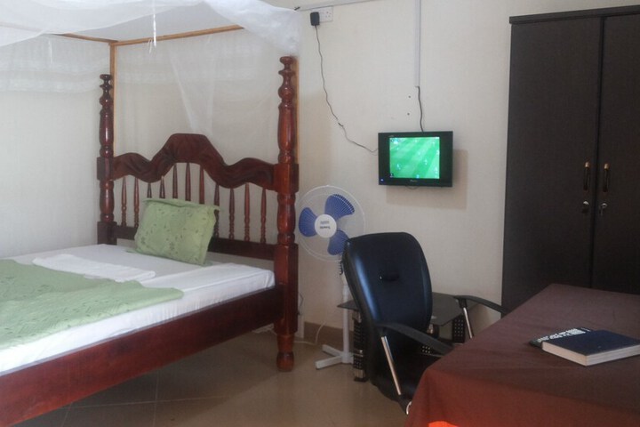 Room 22 of 63