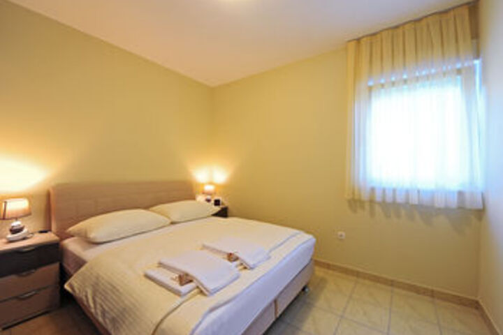 Room 21 of 51