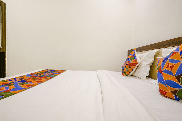 Room 18 of 24