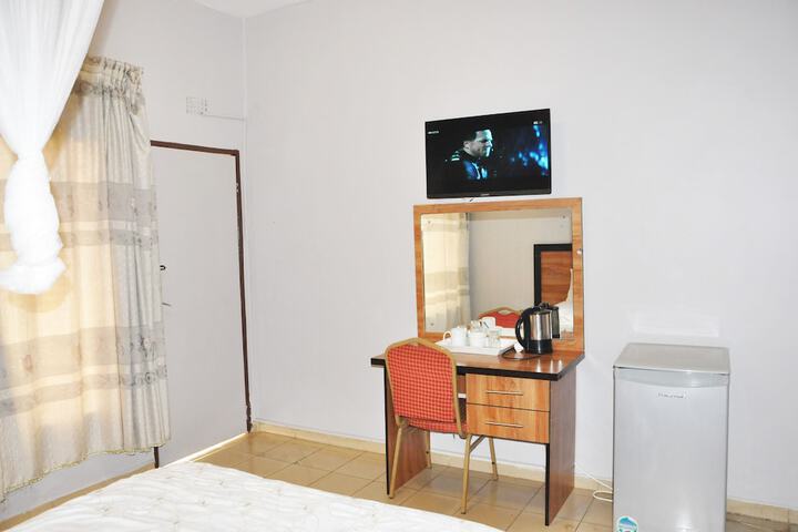 Room 17 of 26