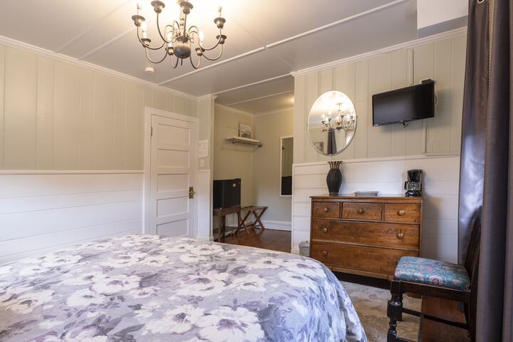 Room 90 of 309