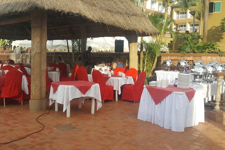 Dining 49 of 80