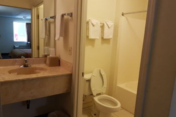 Room 3 of 29