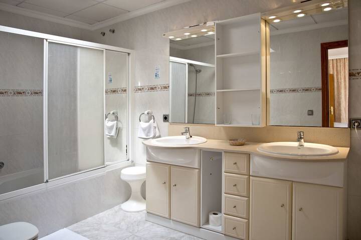 Bathroom Interior Photo
