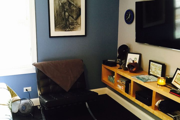 Room 19 of 114