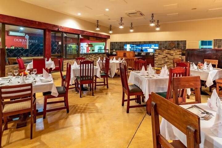 Dining 52 of 68