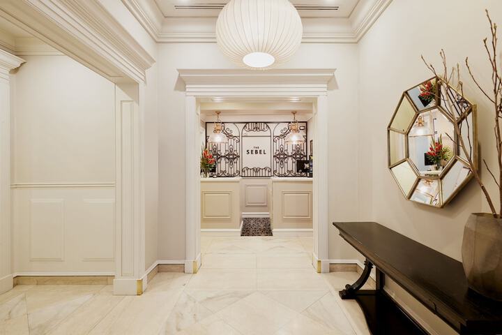 Ballroom/Hall 141 of 156
