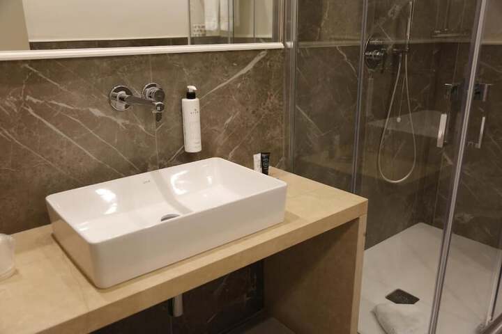 Clean Restrooms