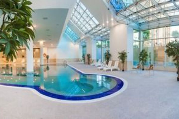 Pool 38 of 51