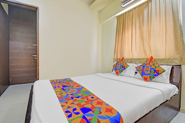 Room 9 of 22