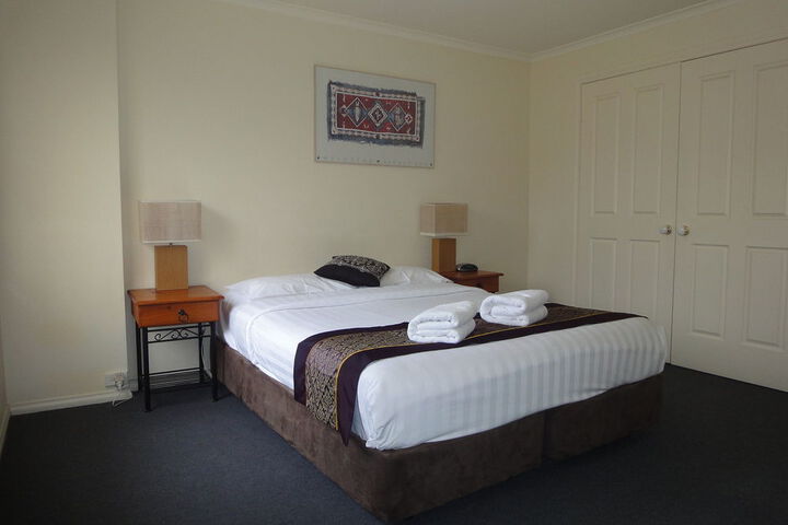 Room 16 of 50