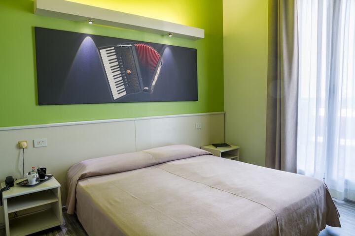 Room 21 of 60